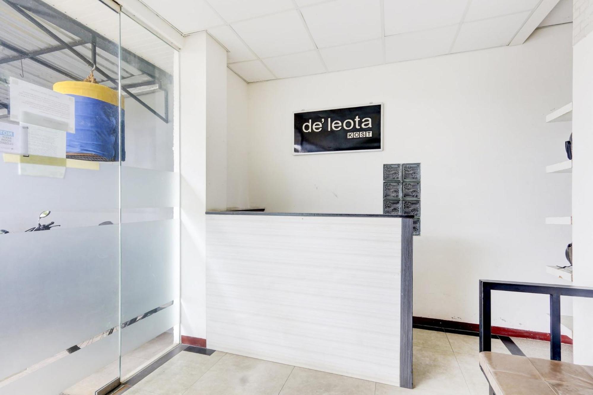 Oyo Life 90388 De'leota Hotel